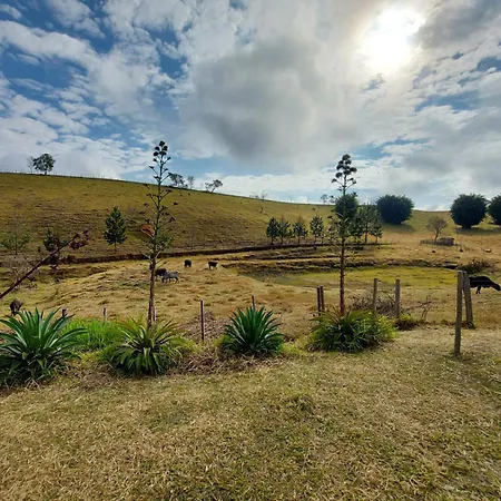 Chalé na Montanha-2